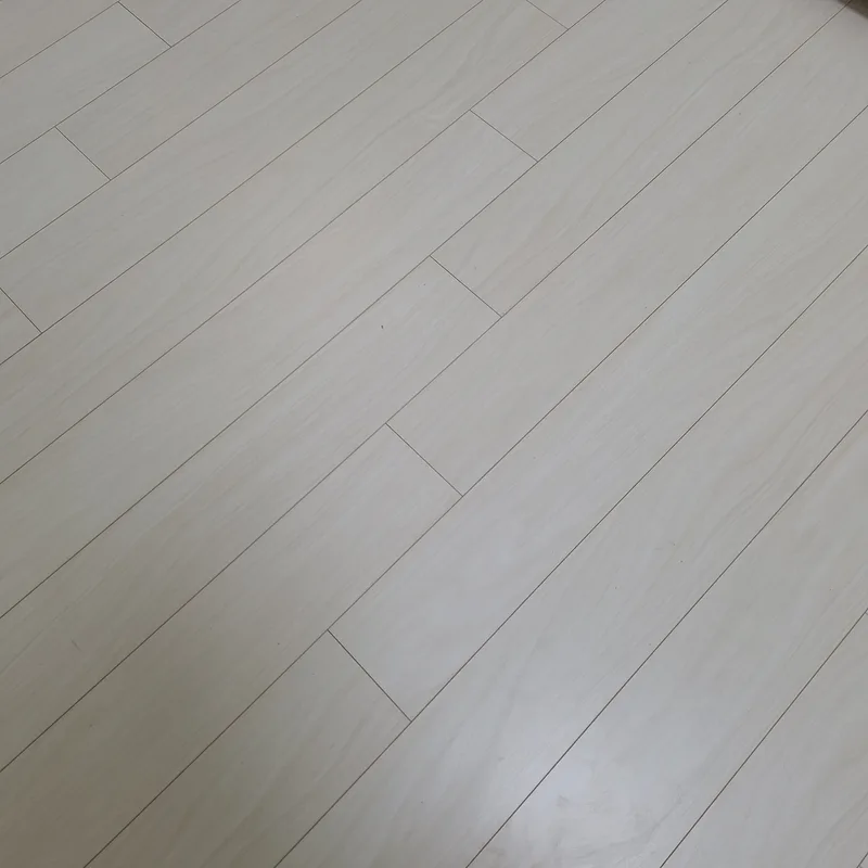 원룸 강화마루 교체 시공 중